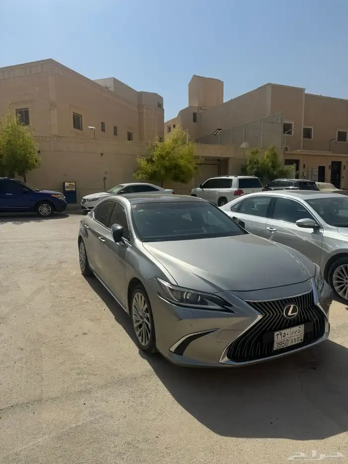 لكزس es 350 2019 للبيع 0