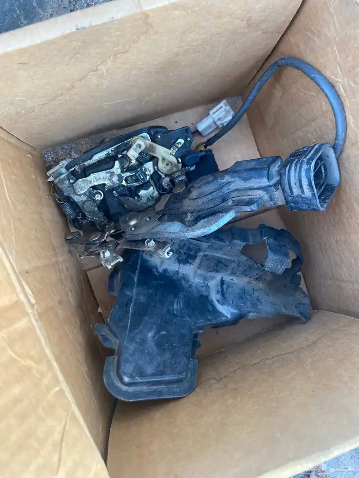 لقم داخليه كامري توفير على الطلب 0