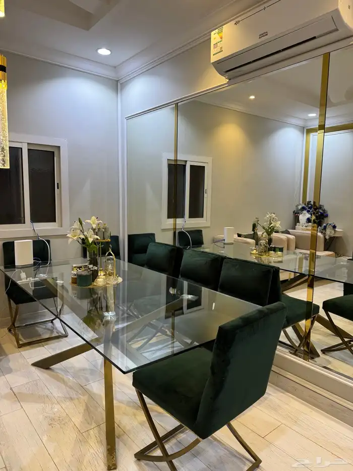 طاولة طعام 2