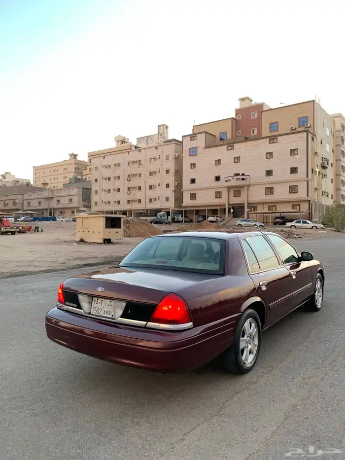 فورد فكتوريا 2010 4