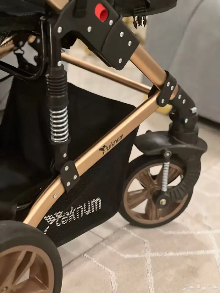 عربة أطفال مع كرسي سيارة Teknum 3 في 1 شبه جديدة 3