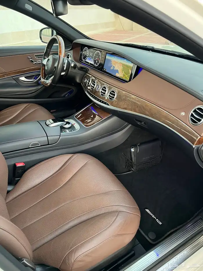 مرسيدس ( S400 ) الموديل 2015 مع AMG kit 33