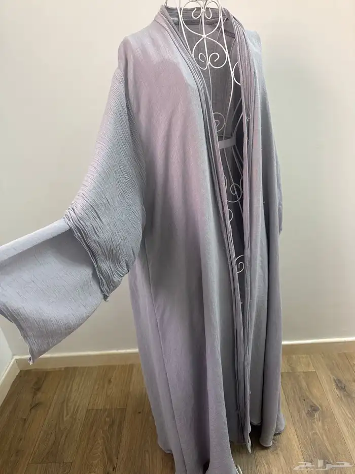 عباية للبيع او البدل المناسب 0