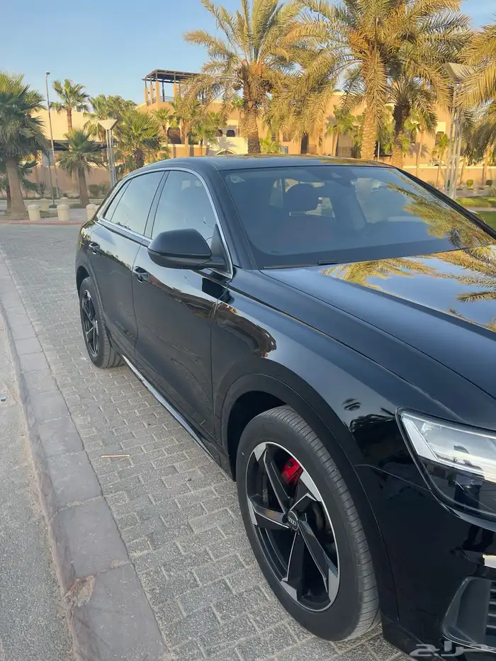 اودي Q8 8