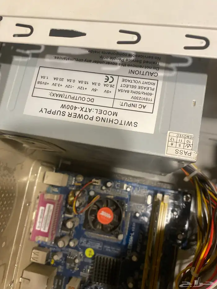 كمبيوتر مكتبي قديم شاشه ابو ظهر ويندوز windowsXPشغال ريترو 3