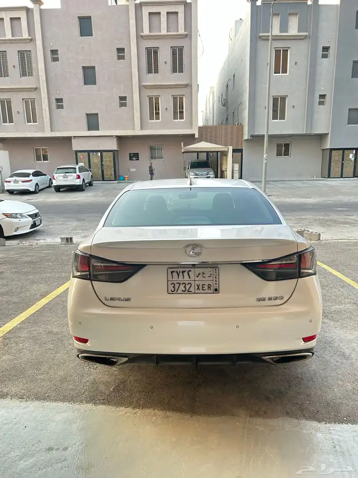 لكزس جي اس 350 2017 2