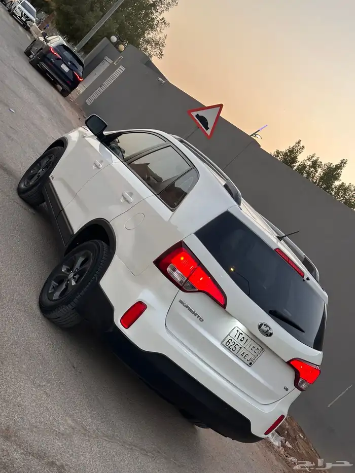 سورينتو 2015 3