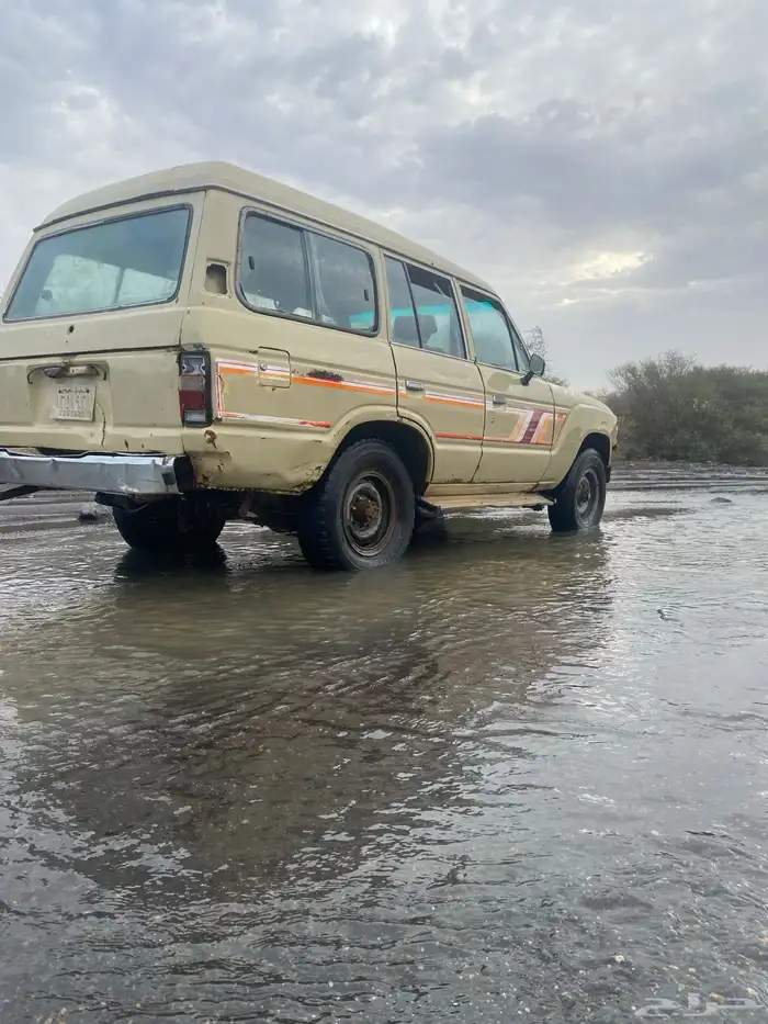 جيب صالون 84 2