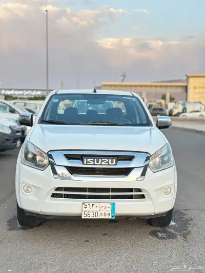 ايسوزو ديماكس LSغمارتين ديزل 2016 index