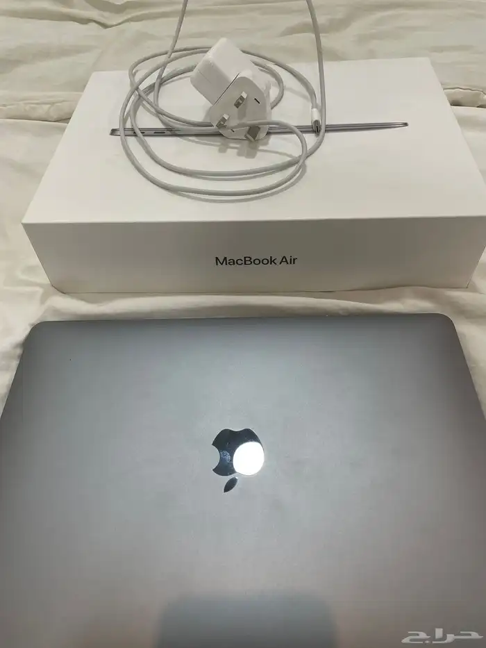 لابتوب ماك بوك اير m1 2