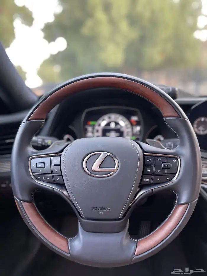 لكزس LS500 2022 ممشى (13) الف 24