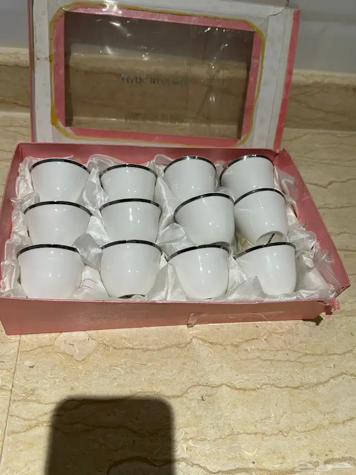 مواعين وتحف ومكنسه كهربائيه جديده 6