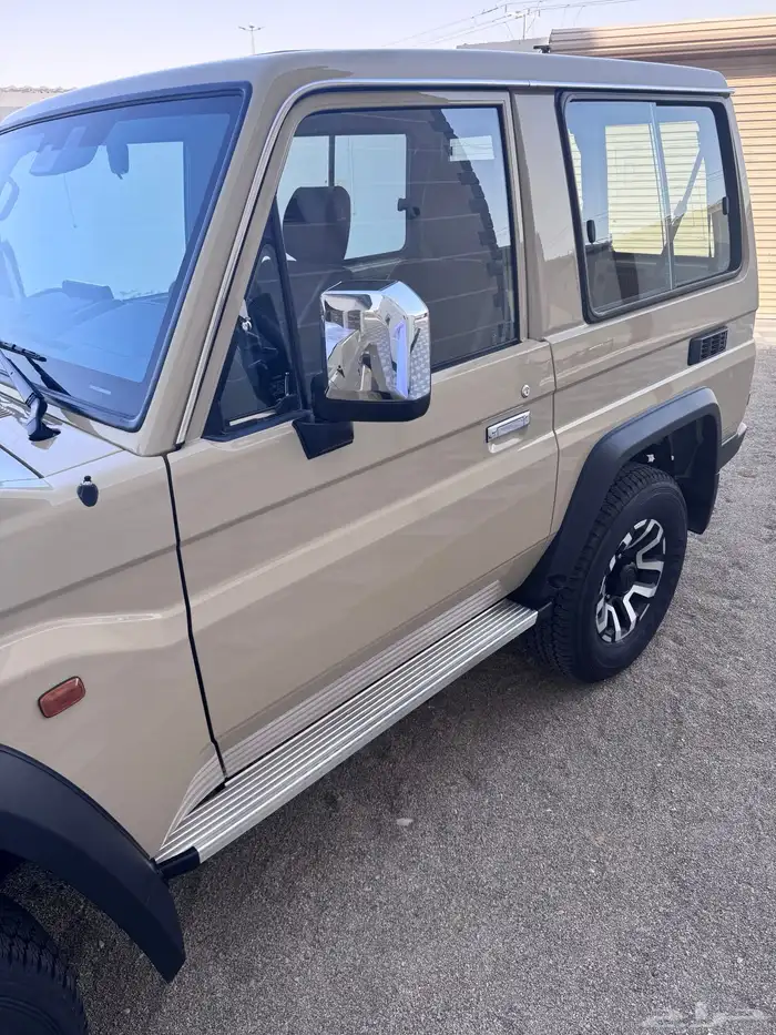 جيب ربع ( شبه الاصفار ) 40