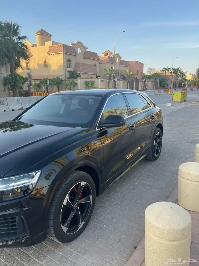 اودي Q8 7