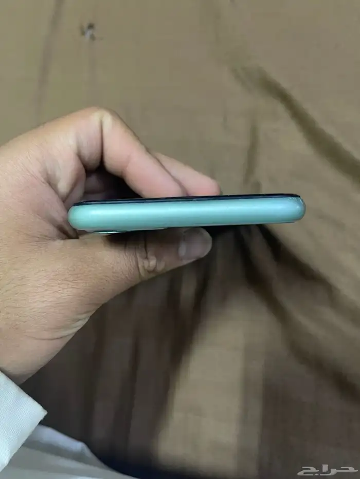 ايفون 11 يبغاله شاشه 4