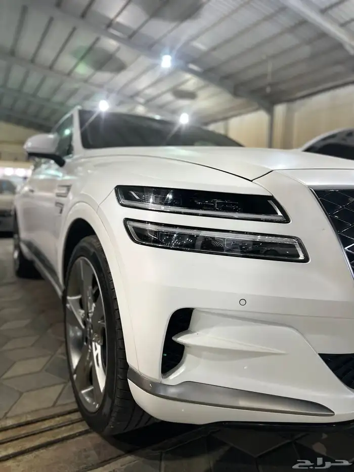 جنسس GV80 2023 4