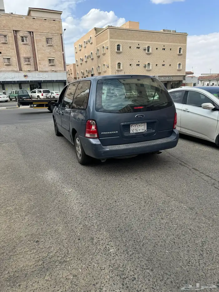 فورد للبيع عايلي 3