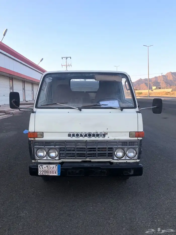وايت تيوتا 1