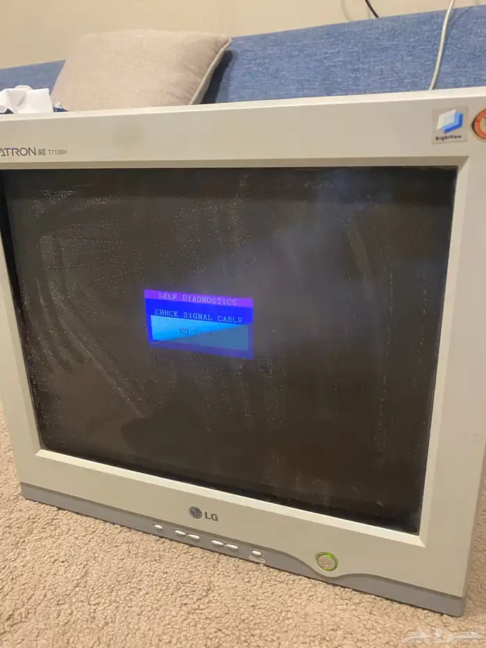 كمبيوتر مكتبي قديم شاشه ابو ظهر ويندوز windowsXPشغال ريترو 1