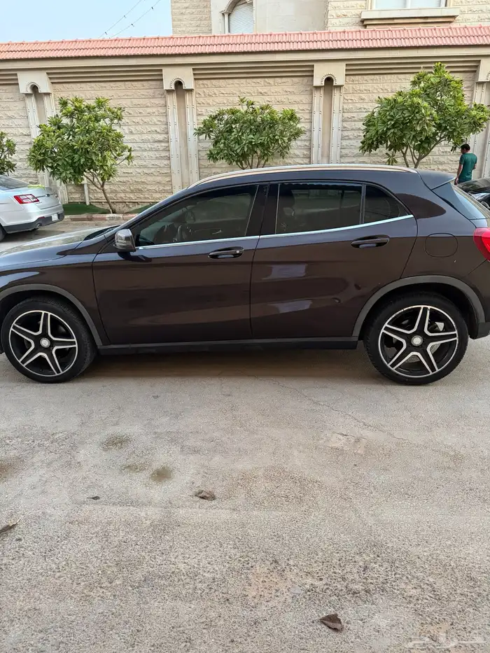 مرسيدس GLA 250 4