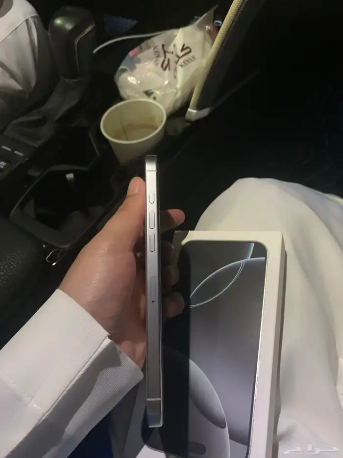 ايفون 16 برو ماكس 2