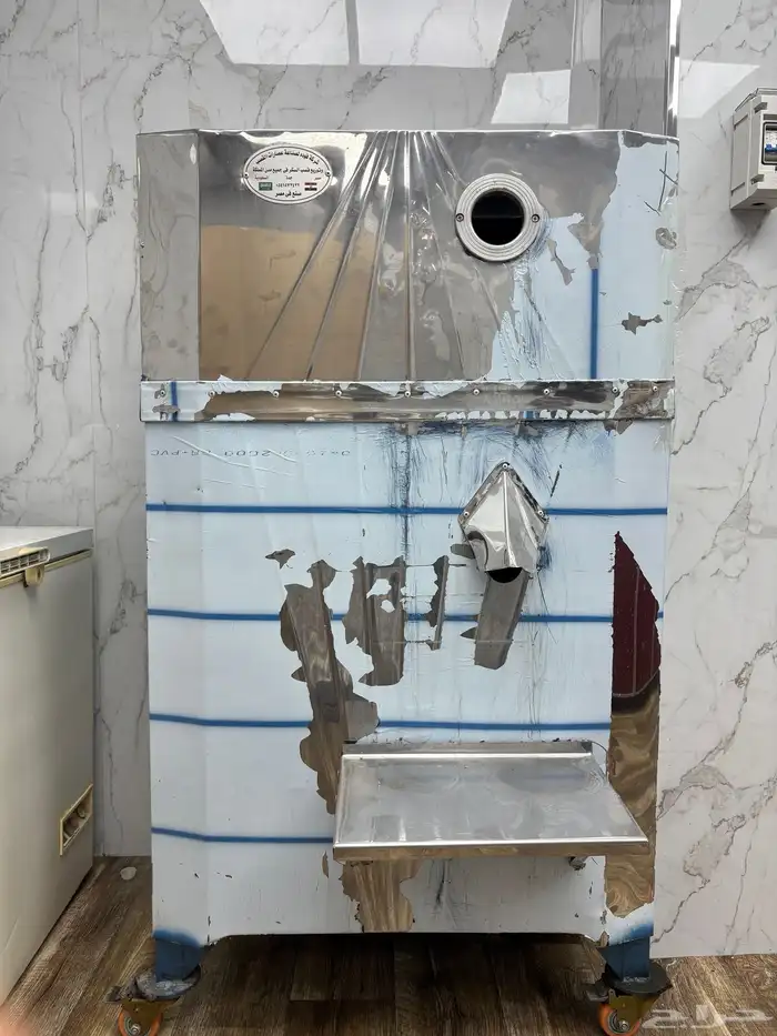 محل عصائر طبيعية وحلا واسكريم للتقبيل 2