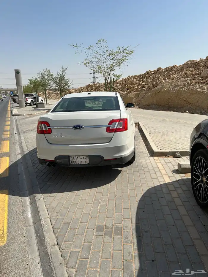 فورد تورس 2010 8