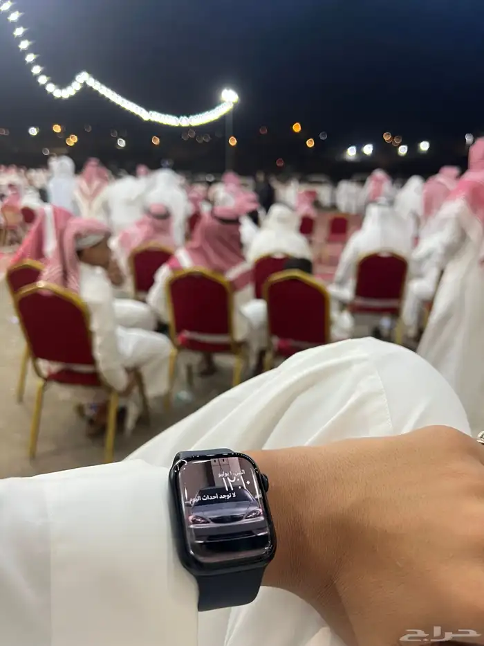 ابل واتش الجيل 8 1