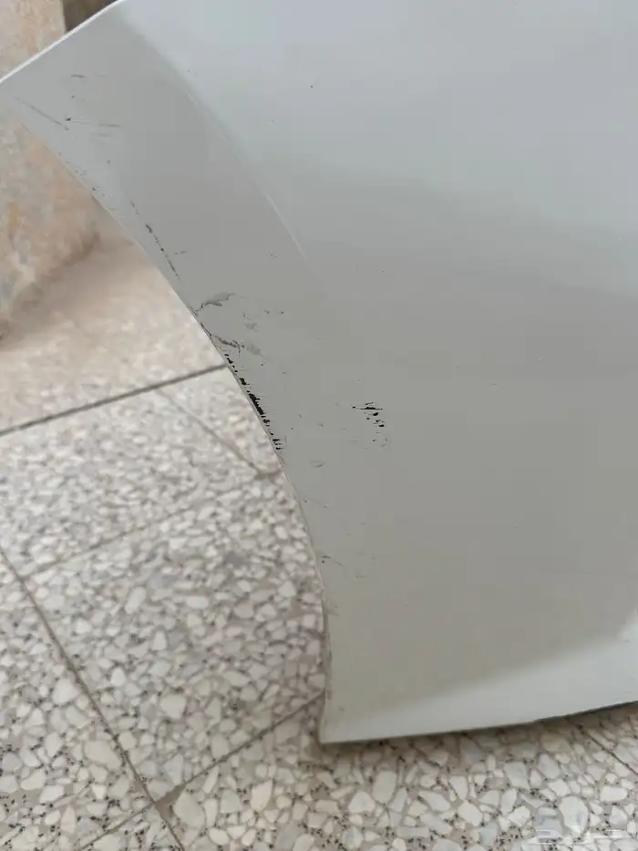صدام و شبك و علامة نيسان التيما  2019 2022  تجاري لون لؤلؤي 1