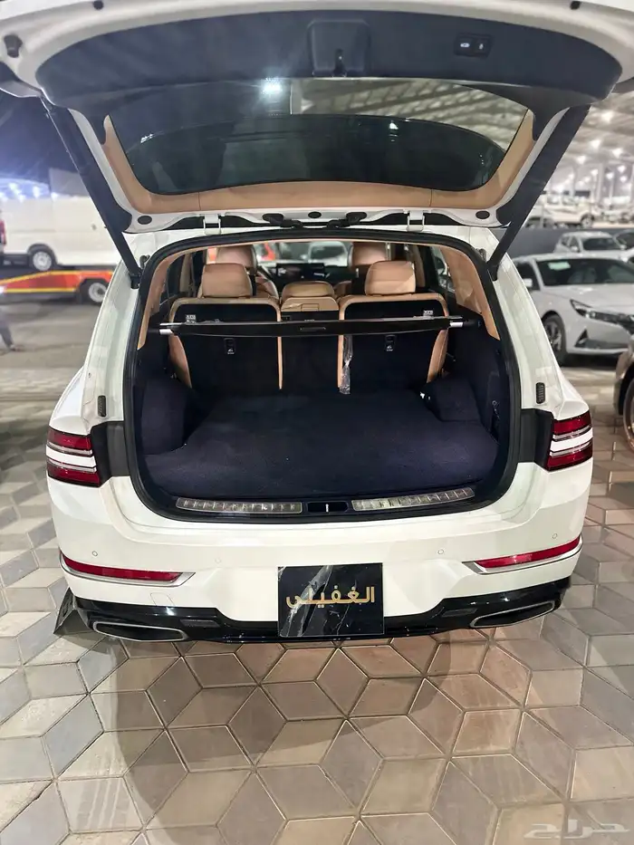 جنسس GV80 2023 28