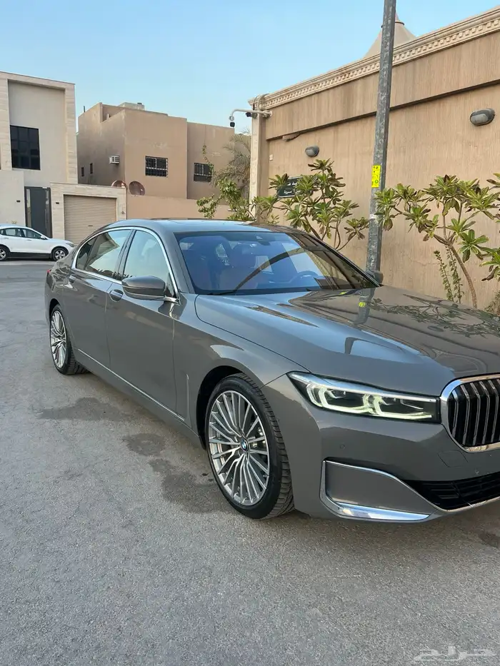 للبيع بي ام 730 3