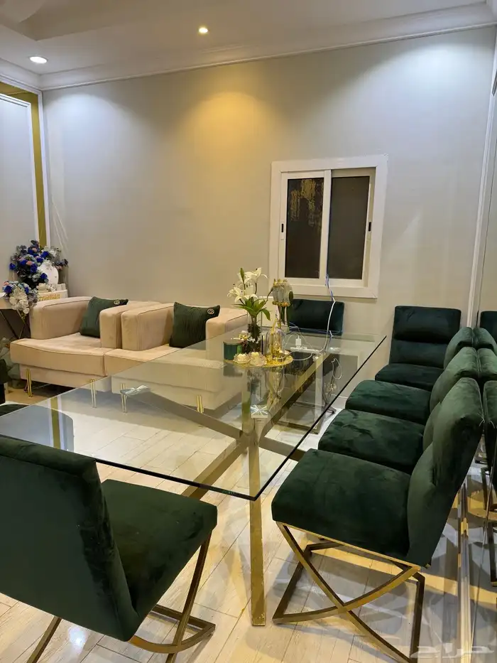 طاولة طعام 3
