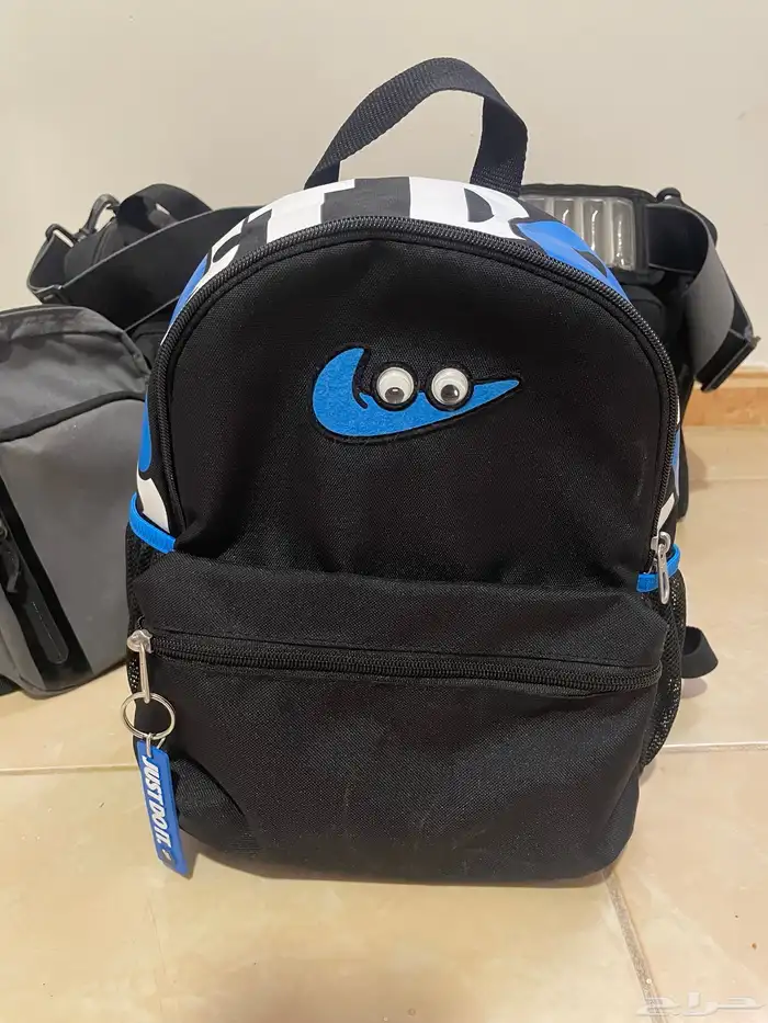 شنطة اطفال نايك 0