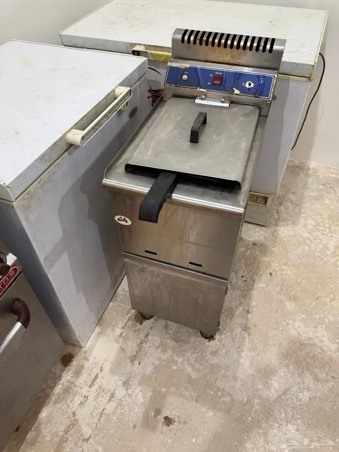 للبيع معدات مطعم 3