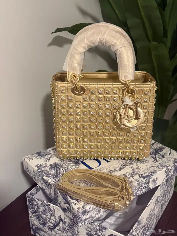 شنط ماركات عرض اليوم الوطني 6
