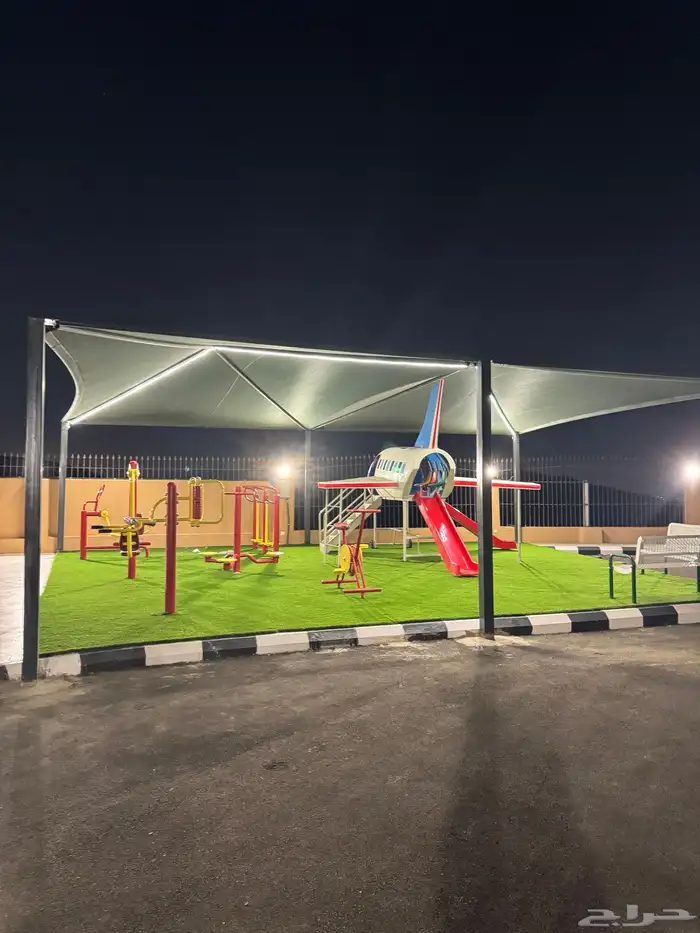 العاب اطفال والعاب رياضيه وعشب صناعي 12