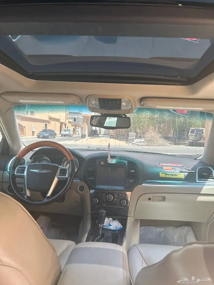 كلايسلر معدله SRT 2012 10