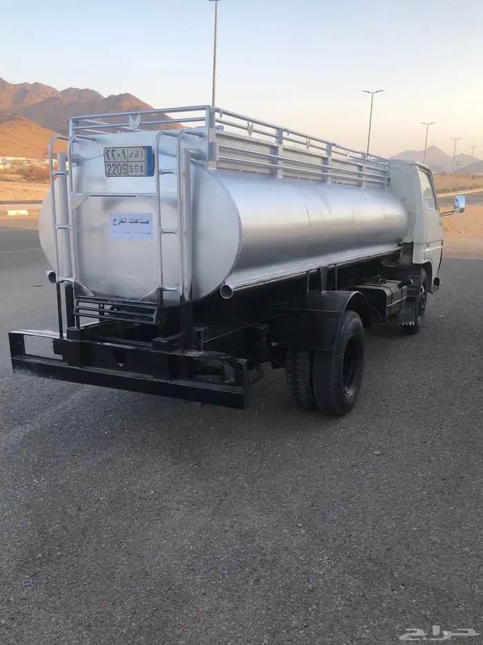 وايت تيوتا 7
