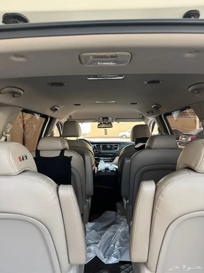 KIA CARNIVAL 7