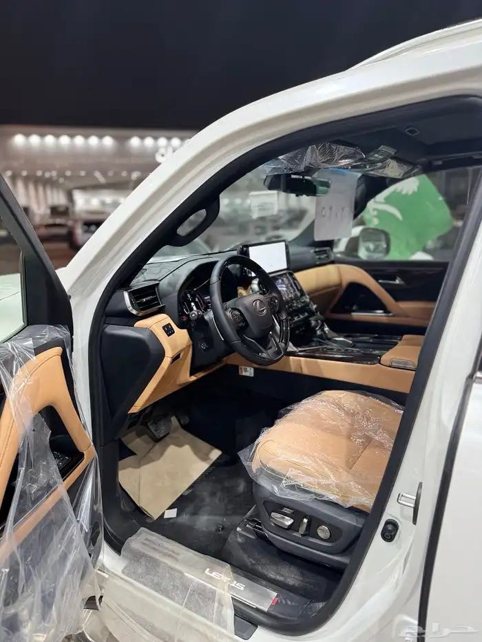 جيب لكزس LX600 BB فل كامل سعودي اصفار 2025 9