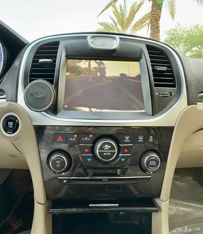 كرايزلر c300 وكالة 23