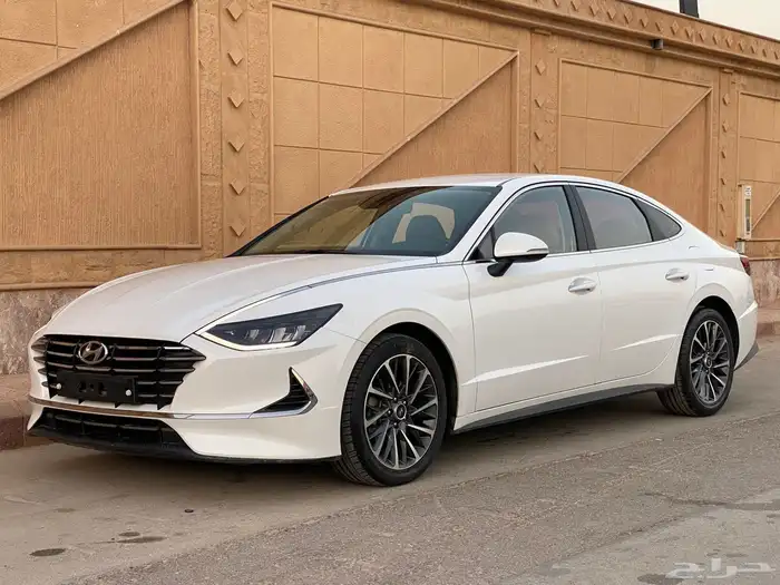 سوناتا 2020 ( بطاقه جمرك 2000cc) 4