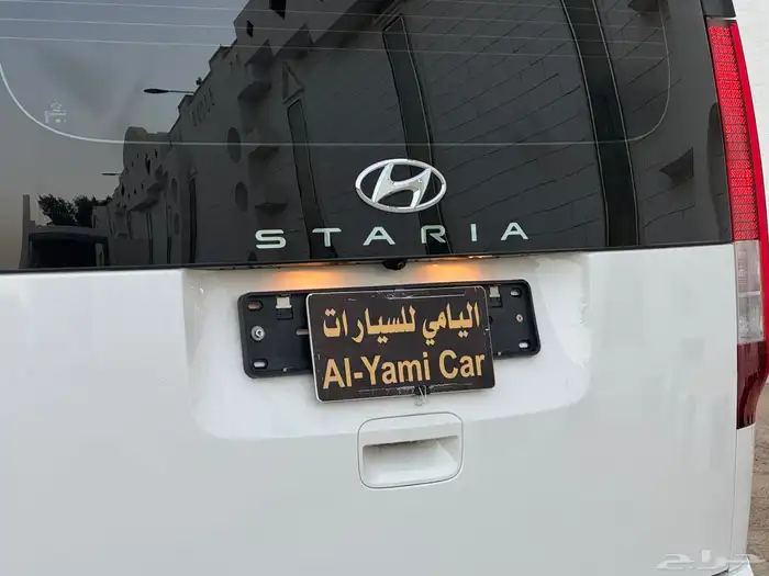 هيونداي استاريا 2023 فل كامل شبه جديد 16