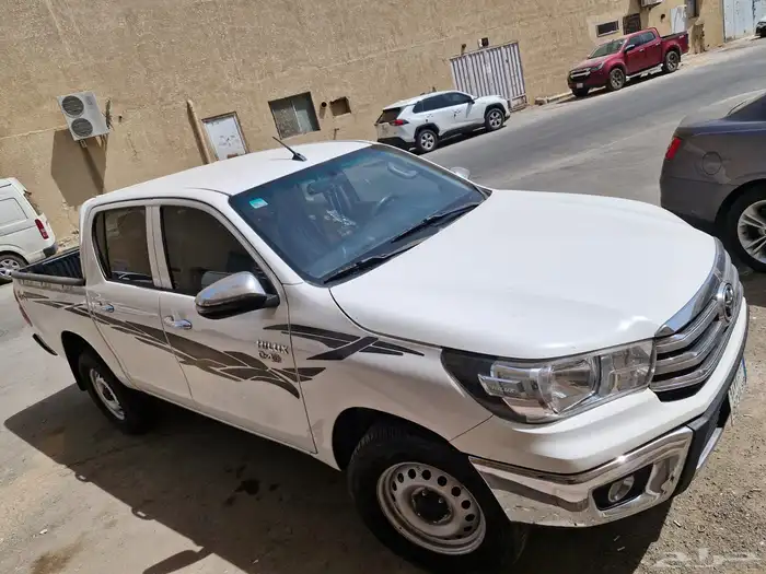 هايلكس 2022 4