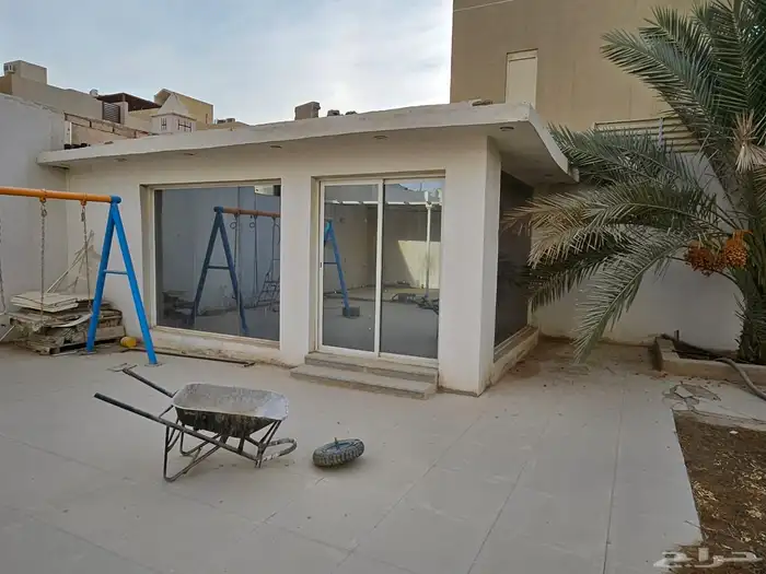 إستراحة للبيع 6