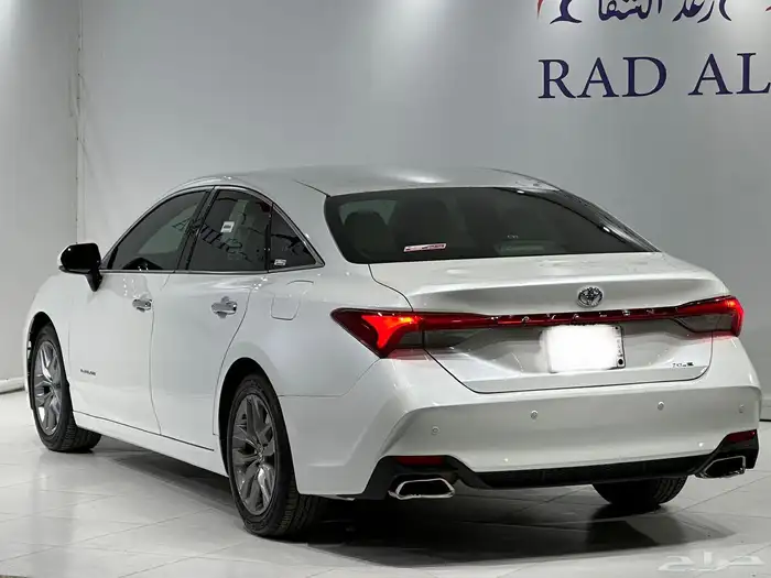 تويوتا افالون 2022 XLE 8