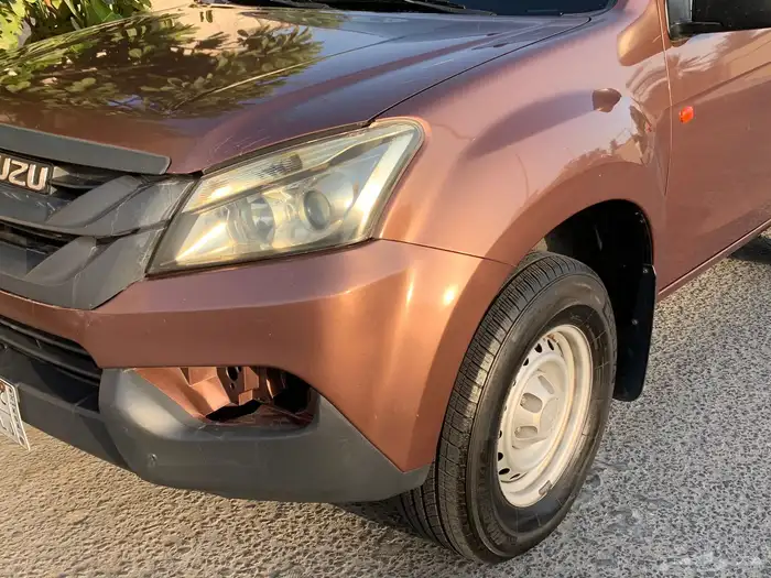 ايسوزو مديل 2015 4
