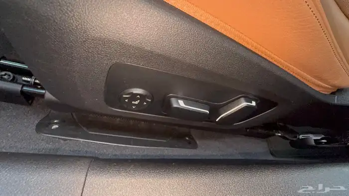مملوكة لدي العصيمي قيد الشحن _ 320i M kit _ 2024 14