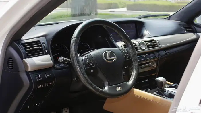 لكزس LS460 واستخراج البطاقة السكانية 3