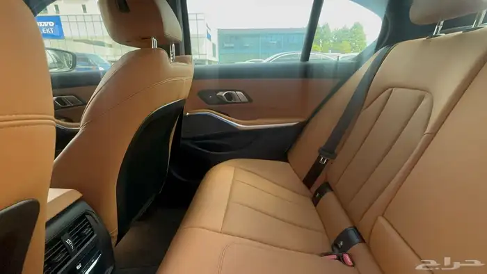 مملوكة لدي العصيمي قيد الشحن _ 320i M kit _ 2024 13